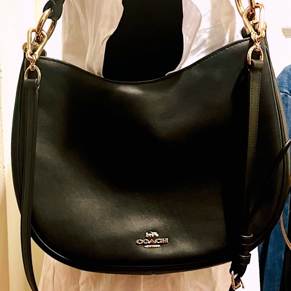 Coach Handbags - Coach black leather tabby hobo bag